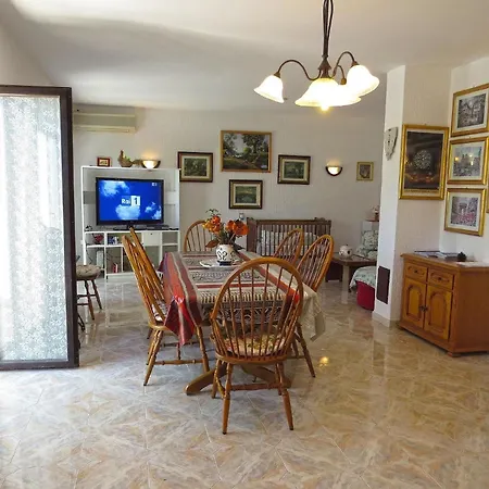 Fuer 4 Personen Ca 85 Qm In Medulin, Istrien Suedkueste Von Istrien Apartment *