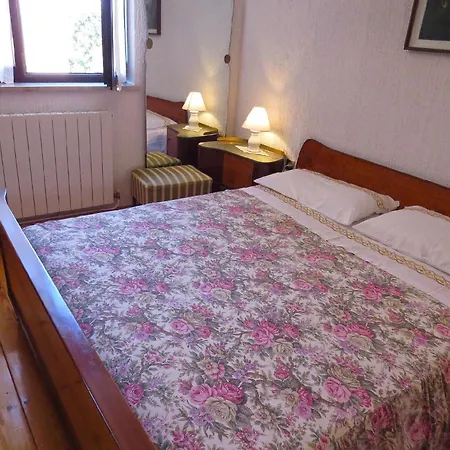Apartment Fuer 4 Personen Ca 85 Qm In Medulin, Istrien Suedkueste Von Istrien *